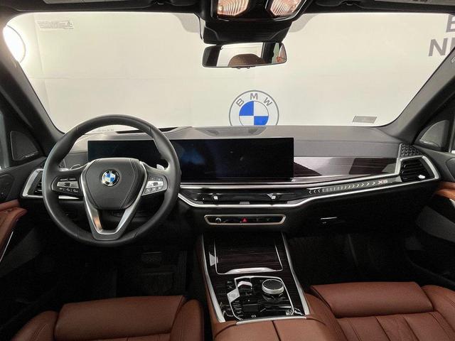 Photo of 2025 Tanzanite Blue II Metallic BMW X5