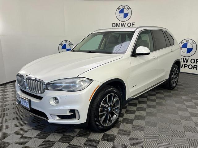Photo of 2015 White Metallic BMW X5