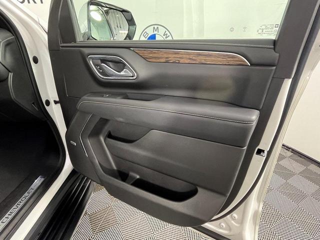 Photo of 2023 Iridescent Pearl Tricoat Chevrolet Tahoe