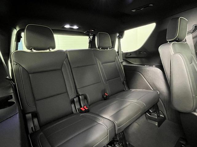 Photo of 2023 Iridescent Pearl Tricoat Chevrolet Tahoe