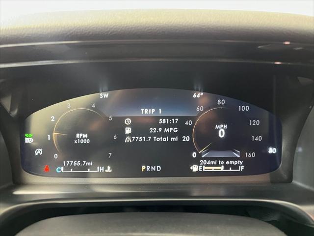 Photo of 2023 Pristine White Metallic Tri-Coat Lincoln Aviator