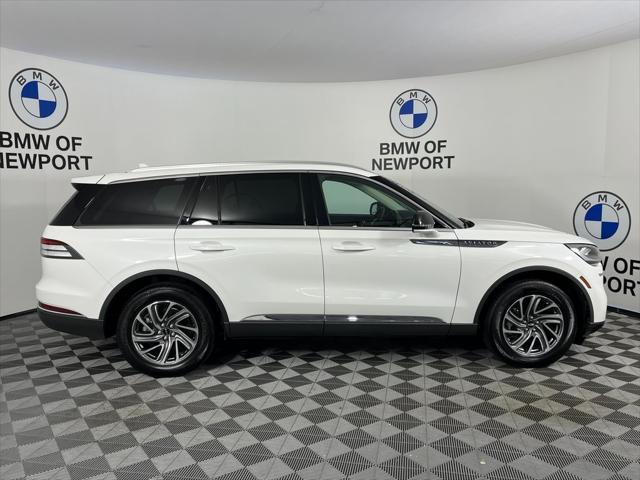 Photo of 2023 Pristine White Metallic Tri-Coat Lincoln Aviator