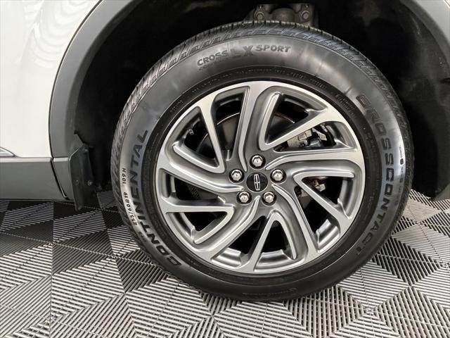 Photo of 2023 Pristine White Metallic Tri-Coat Lincoln Aviator