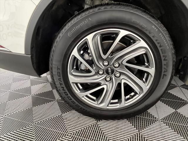 Photo of 2023 Pristine White Metallic Tri-Coat Lincoln Aviator