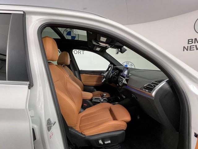Photo of 2022 Alpine White BMW X3