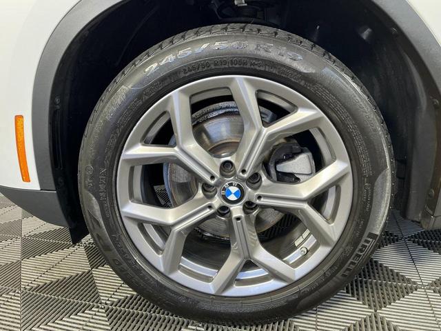 Photo of 2022 Alpine White BMW X3