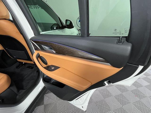 Photo of 2022 Alpine White BMW X3
