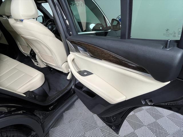 Photo of 2022 Black Sapphire Metallic BMW X3