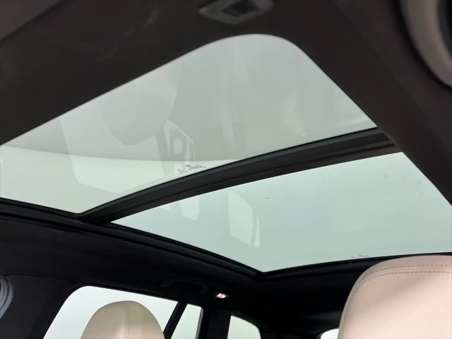 Photo of 2022 Black Sapphire Metallic BMW X3
