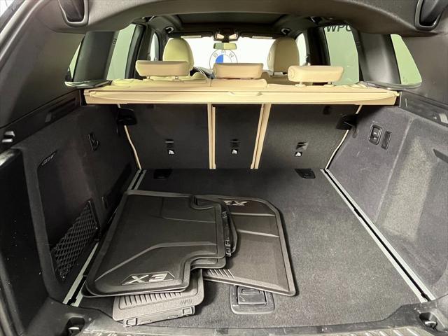 Photo of 2022 Black Sapphire Metallic BMW X3