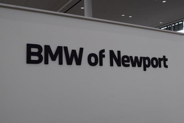 Photo of 2024 Mineral White Metallic BMW X5