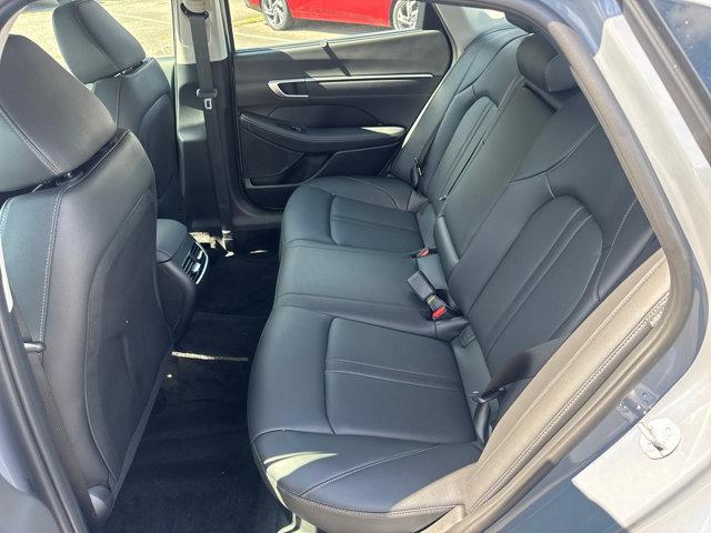 Photo of 2025 Blue Hyundai SONATA Hybrid