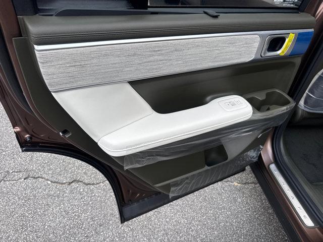 Photo of 2025 Brass Hyundai SANTA FE HEV