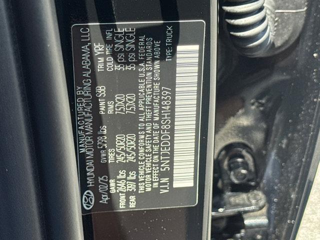 Photo of 2025 Phantom Black Hyundai SANTA CRUZ