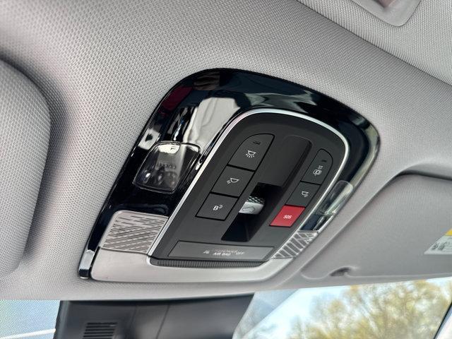 Photo of 2025 Abyss Black Pearl Hyundai PALISADE