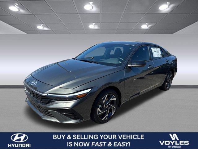 Photo of 2025 Amazon Gray Hyundai ELANTRA HEV