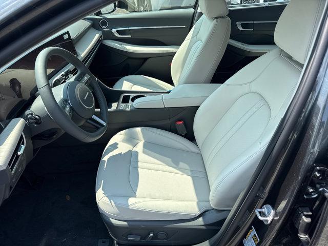 Photo of 2025 Portofino Gray Hyundai SONATA Hybrid