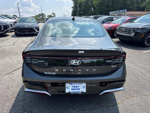 Photo of 2025 Portofino Gray Hyundai SONATA Hybrid