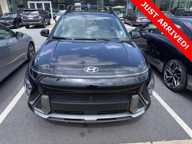 Photo of 2025 Abyss Black Pearl Hyundai KONA