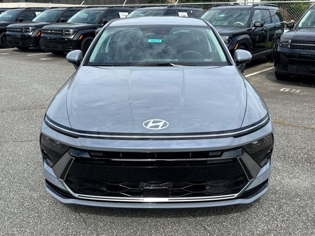 Photo of 2025 Blue Hyundai SONATA Hybrid