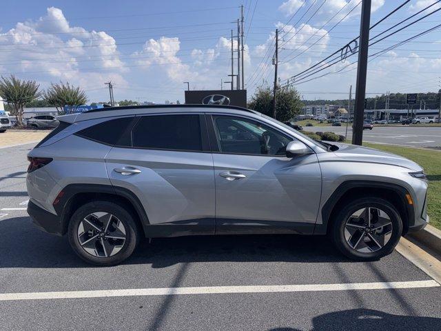 Photo of 2025 Shimmering Silver Hyundai TUCSON