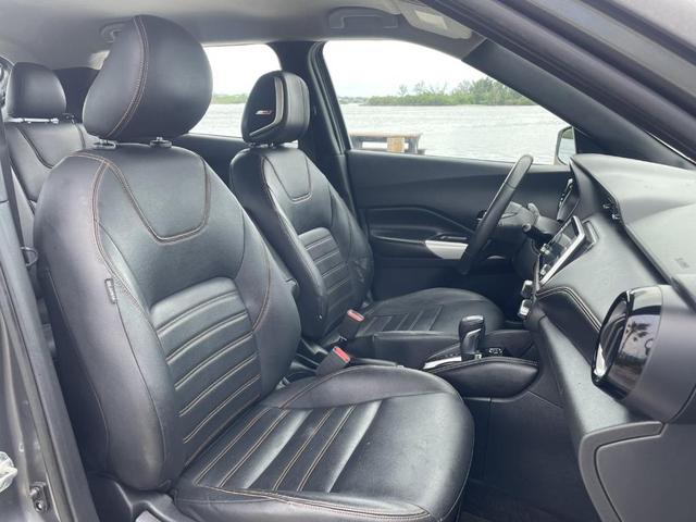 Photo of 2019 Gun Metallic / Monarch Orange Nissan Kicks