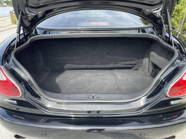 Photo of 2004 Ebony Jaguar XKR