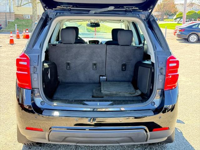 Photo of 2017 Black Chevrolet Equinox
