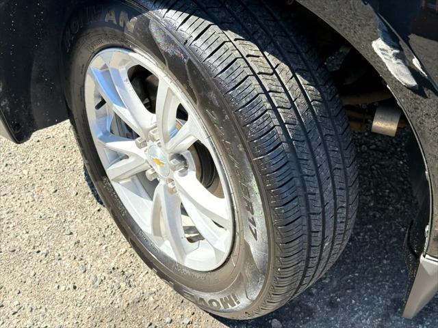 Photo of 2017 Black Chevrolet Equinox