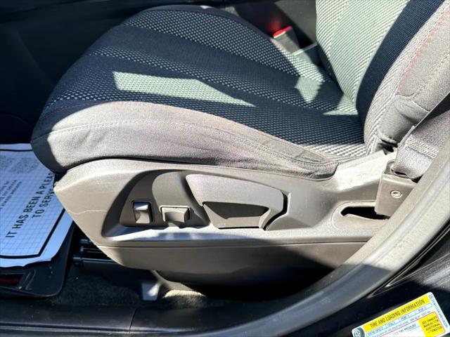 Photo of 2017 Black Chevrolet Equinox