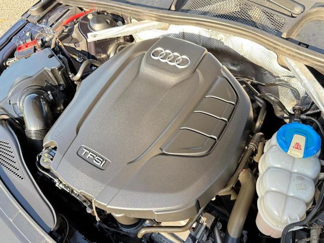 Photo of 2017 Moonlight Blue Metallic Audi A4