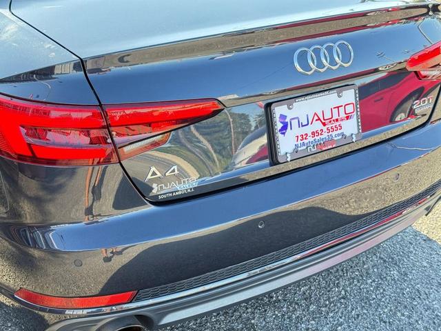 Photo of 2017 Moonlight Blue Metallic Audi A4