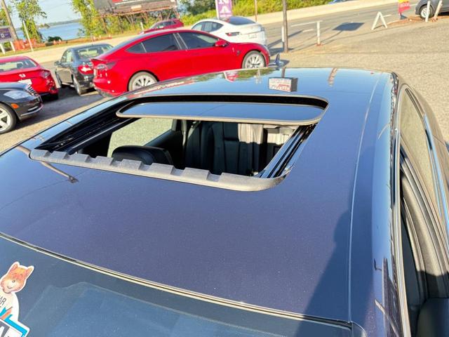 Photo of 2017 Moonlight Blue Metallic Audi A4