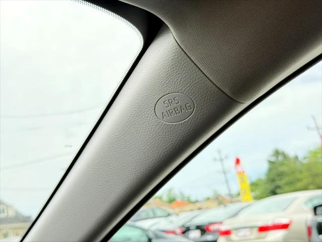 Photo of 2021 Midnight Black Metallic Toyota Camry