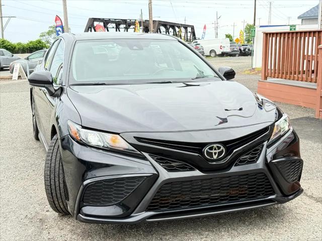 Photo of 2021 Midnight Black Metallic Toyota Camry