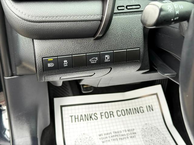 Photo of 2021 Midnight Black Metallic Toyota Camry