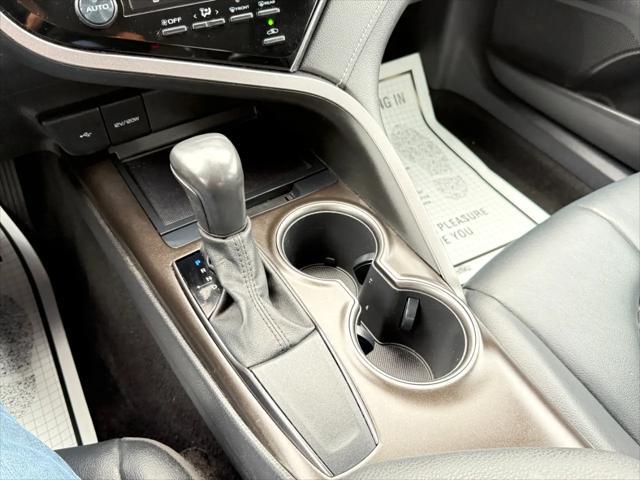 Photo of 2021 Midnight Black Metallic Toyota Camry
