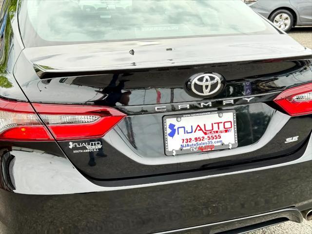 Photo of 2021 Midnight Black Metallic Toyota Camry