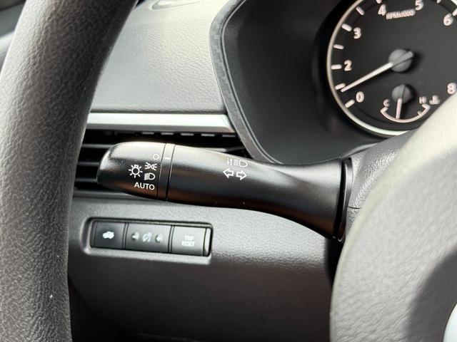 Photo of 2022 Storm Blue Metallic Nissan Altima
