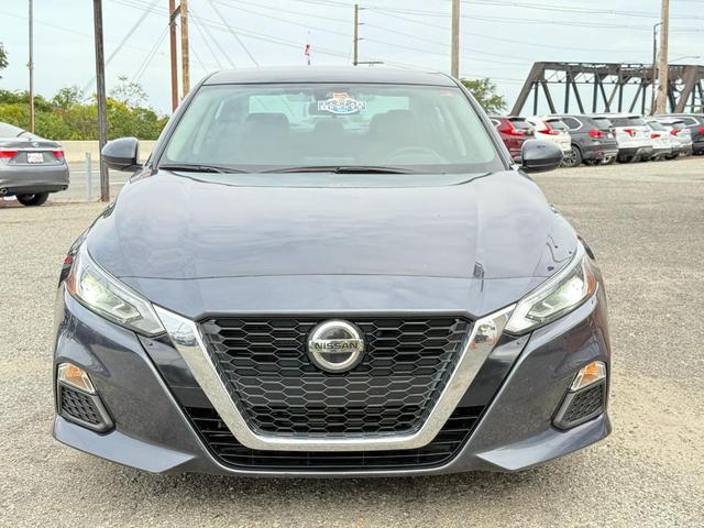 Photo of 2022 Storm Blue Metallic Nissan Altima