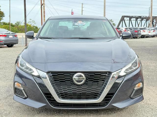 Photo of 2022 Storm Blue Metallic Nissan Altima