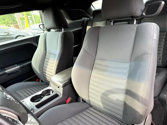 Photo of 2014 Black Clearcoat Dodge Challenger