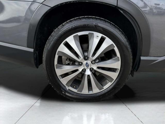 Photo of 2019 Magnetite Gray Metallic Subaru Ascent