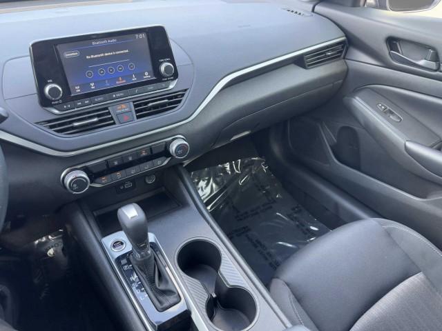 Photo of 2024 Gun Metallic Nissan Altima
