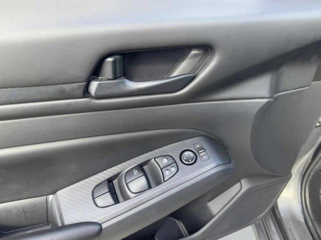 Photo of 2024 Gun Metallic Nissan Altima