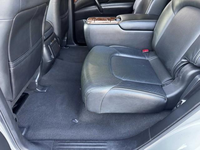 Photo of 2018 Liquid Platinum INFINITI QX80
