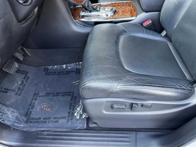 Photo of 2018 Liquid Platinum INFINITI QX80
