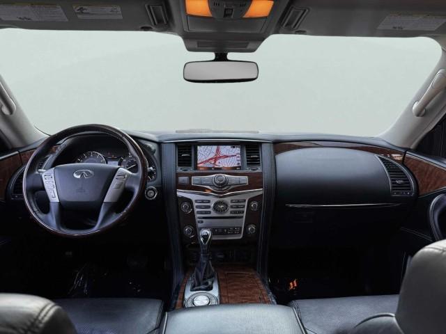 Photo of 2018 Liquid Platinum INFINITI QX80