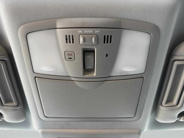 Photo of 2018 Liquid Platinum INFINITI QX80