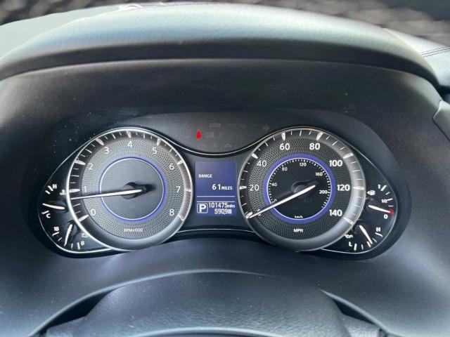 Photo of 2018 Liquid Platinum INFINITI QX80